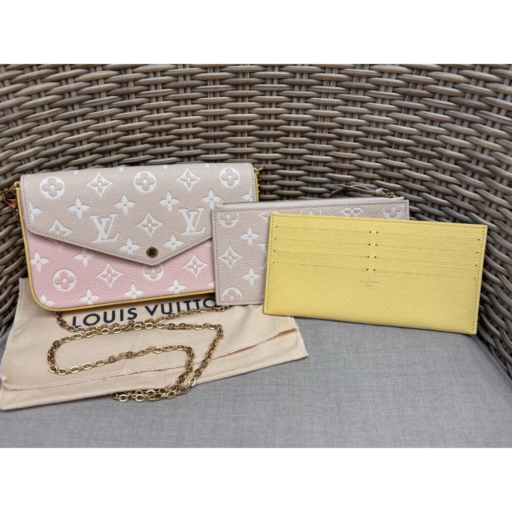 Authentic Limited ed. LOUIS VUITTON Felicie Pochette Empreinte multicolor